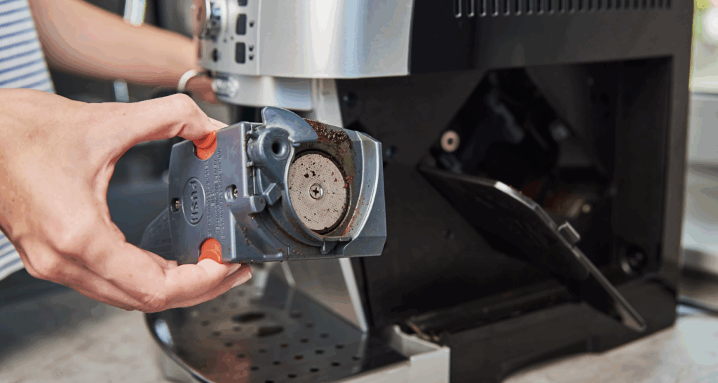 Macchine per il caffè automatiche: la qualità del bar a portata di tazza?