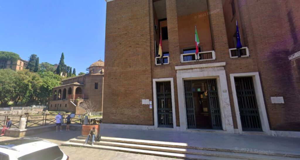 La Carta d’Identità si rifà il look Il Comune di Roma abbraccia la flessibilità serale